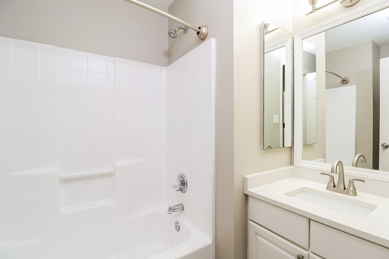 1,965/Mo, 9817 Ashley Farm Dr Matthews, NC 28105 Main Bathroom View 2