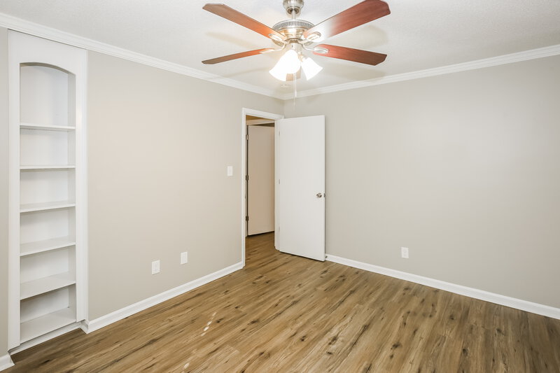 1,850/Mo, 206 Bridge St Lowell, NC 28098 Main Bedroom View