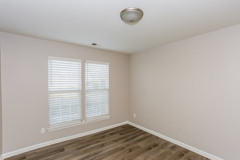 1,870/Mo, 112 Barrington Dr Mount Holly, NC 28120 Bedroom View