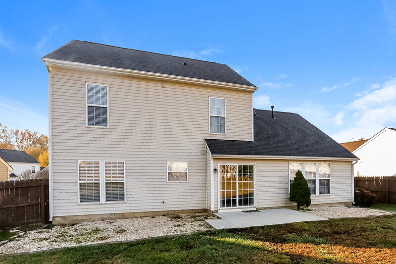 1,870/Mo, 112 Barrington Dr Mount Holly, NC 28120 Rear View 2