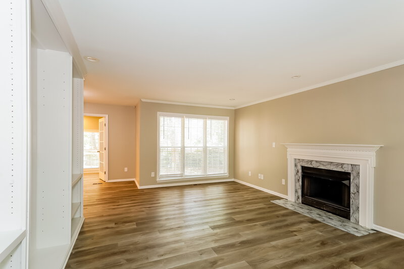 2,130/Mo, 8313 Poplar Grove Cir Waxhaw, NC 28173 Living Room View 2