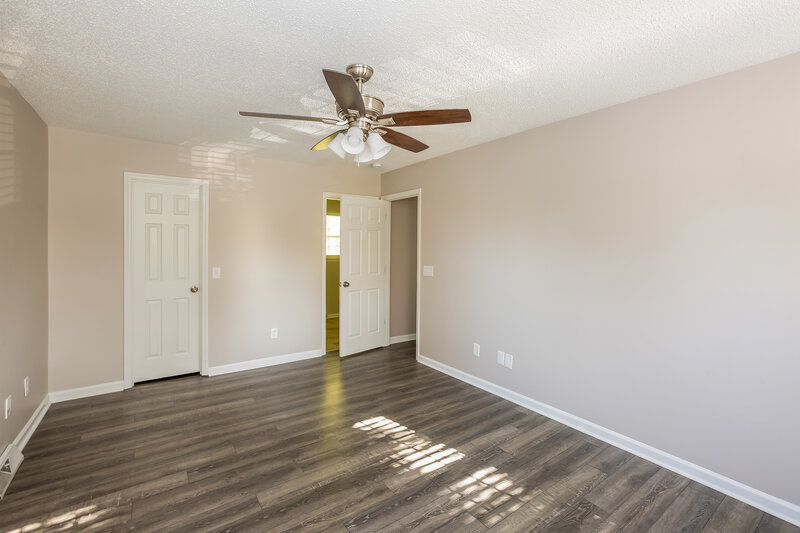 2,025/Mo, 1833 Middlebury Ct Kannapolis, NC 28081 Main Bedroom View