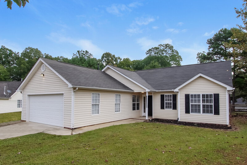 1,910/Mo, 2133 Millstone Ln Monroe, NC 28112 Front View