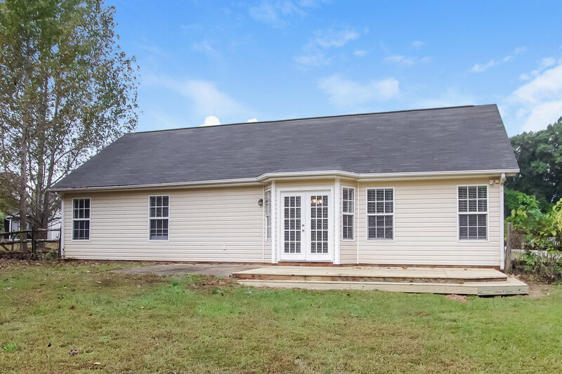 1,910/Mo, 2133 Millstone Ln Monroe, NC 28112 Rear View