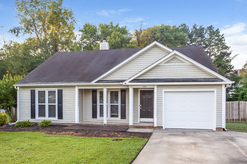 1,935/Mo, 1309 Southwind Ct SW Concord, NC 28025 Front View 2