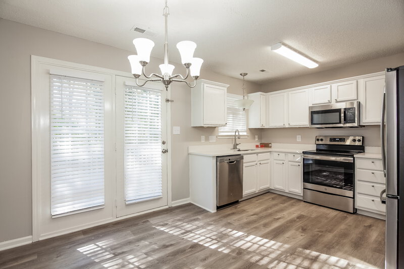 1,985/Mo, 1614 Royal Tree Ct Charlotte, NC 28216 Dining Room View