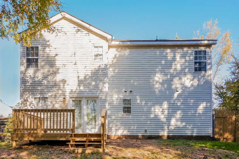 1,985/Mo, 1614 Royal Tree Ct Charlotte, NC 28216 Rear View