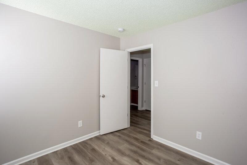 1,860/Mo, 10708 Greatford Ct Charlotte, NC 28215 Bedroom View 4
