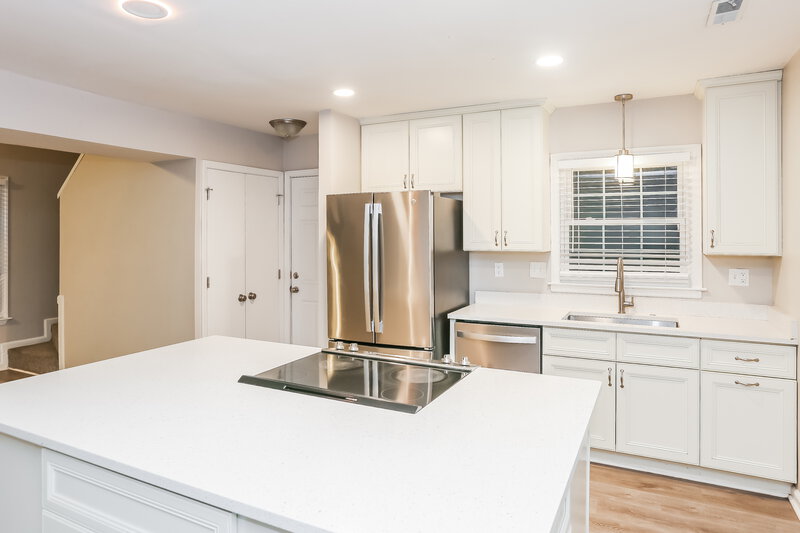 1,755/Mo, 7115 Casual Corner Ln Mint Hill, NC 28227 Kitchen View