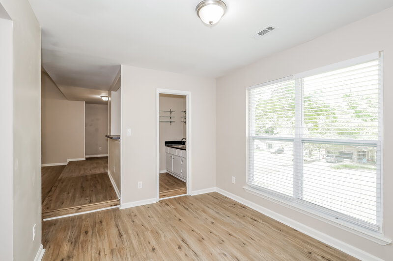 2,440/Mo, 233 Vista Grande Cir Charlotte, NC 28226 Breakfast Nook View