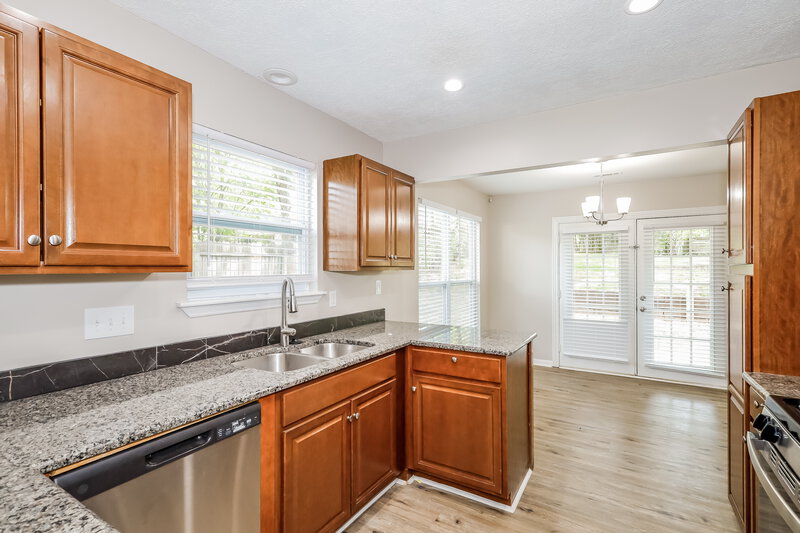 2,440/Mo, 233 Vista Grande Cir Charlotte, NC 28226 Kitchen View