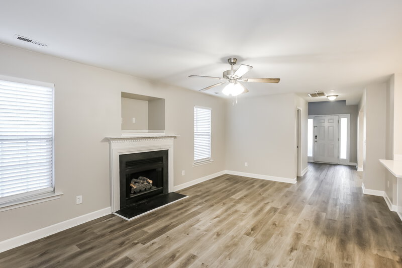 2,155/Mo, 735 Continental Dr Concord, NC 28025 Living Room View 2