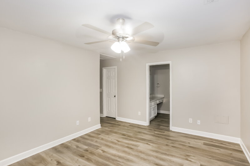 2,155/Mo, 735 Continental Dr Concord, NC 28025 Main Bedroom View 2