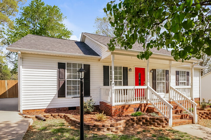 1,925/Mo, 2509 Scott St Kannapolis, NC 28083 Front View 2