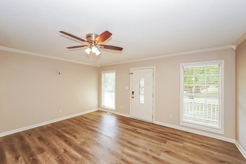 1,925/Mo, 2509 Scott St Kannapolis, NC 28083 Living Room View 2