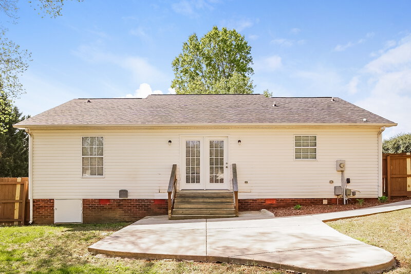 1,925/Mo, 2509 Scott St Kannapolis, NC 28083 Rear View