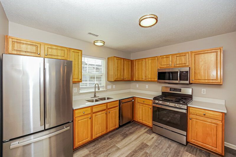 1,680/Mo, 2007 Duke Adam St Kannapolis, NC 28083 Kitchen View 2