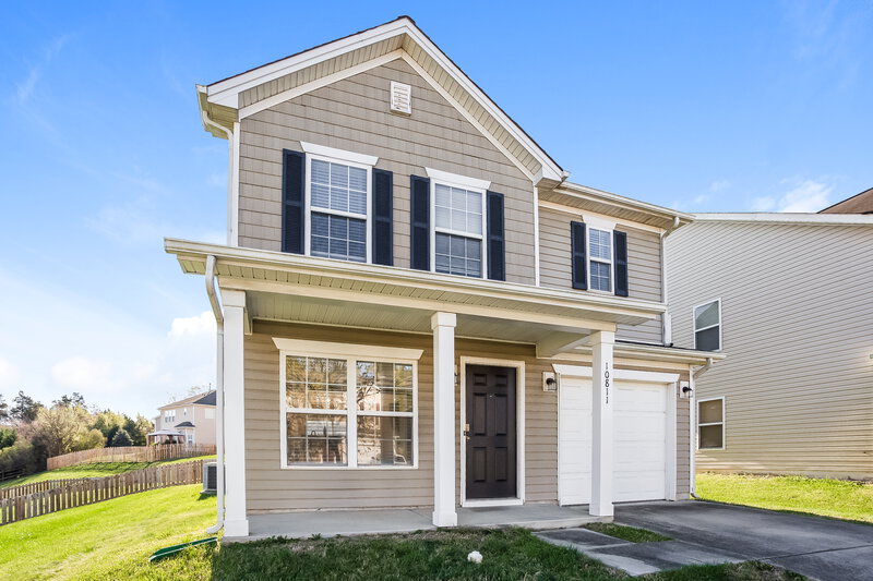 1,830/Mo, 10811 Carstairs St Charlotte, NC 28213 Front View 2