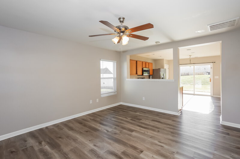 1,830/Mo, 10811 Carstairs St Charlotte, NC 28213 Living Room View