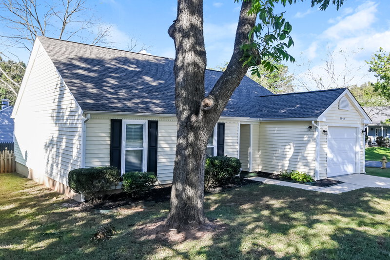 1,715/Mo, 5604 Lyford Ct Charlotte, NC 28227 Front View