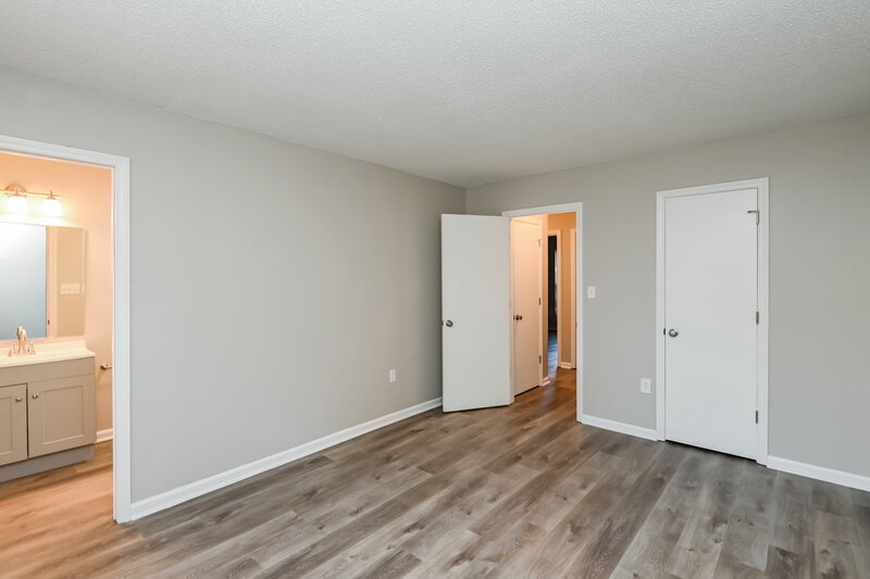 1,715/Mo, 5604 Lyford Ct Charlotte, NC 28227 Main Bedroom View