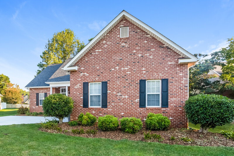 2,040/Mo, 2358 Wednesbury Ct Kannapolis, NC 28083 Front View