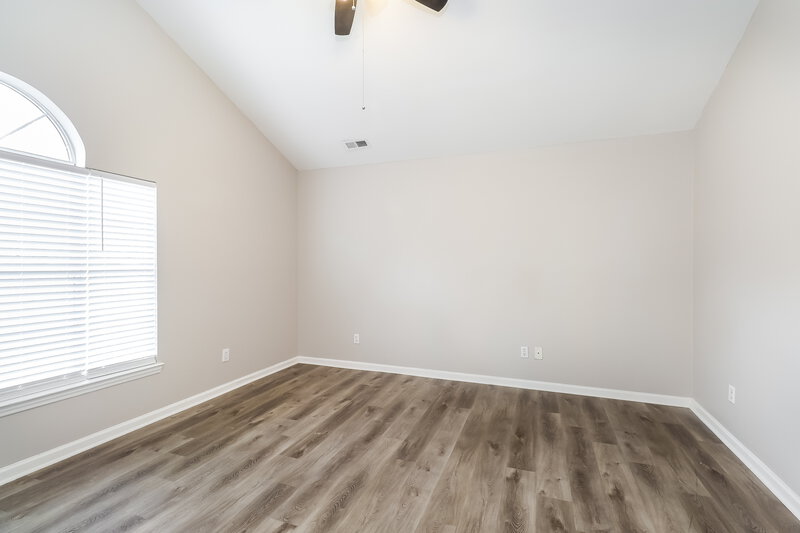1,750/Mo, 15924 Lawyers Rd Matthews, NC 28104 Main Bedroom View 2