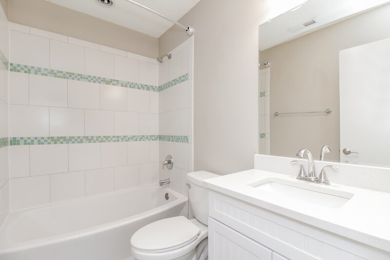 1,875/Mo, 129 Brantley Place Dr Mooresville, NC 28117 Bathroom View