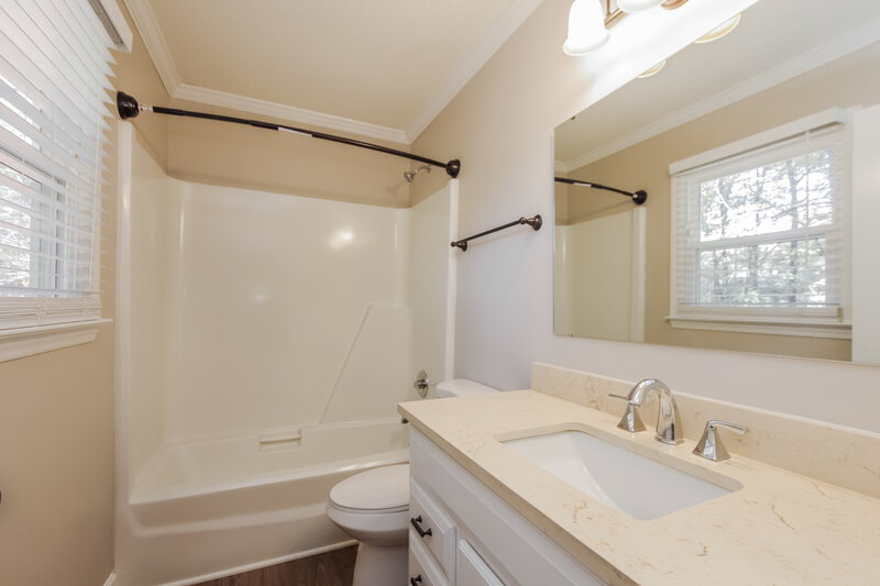 1,715/Mo, 7951 Tiburon Cir Charlotte, NC 28215 Bathroom View