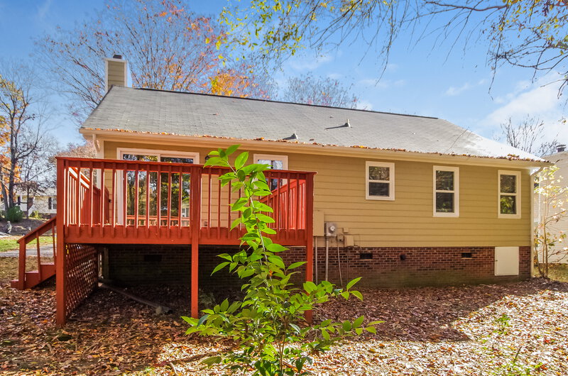 1,715/Mo, 7951 Tiburon Cir Charlotte, NC 28215 Rear View 2