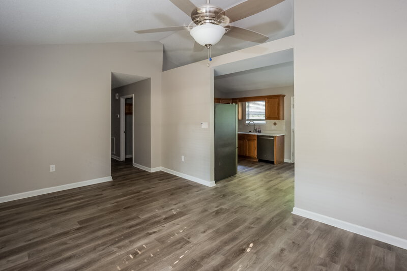 1,660/Mo, 222 Hillside Ave SW Concord, NC 28025 Dining Room View 2