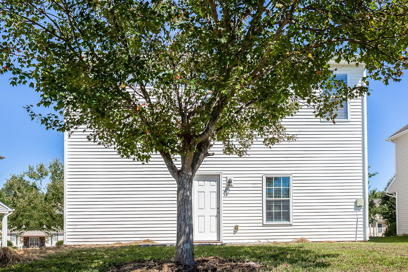 1,795/Mo, 709 Sherman St Gastonia, NC 28052 Rear View