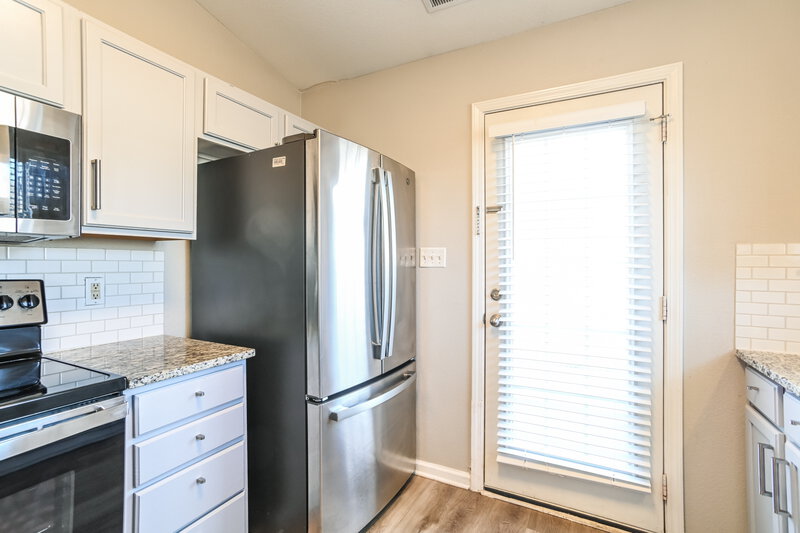 1,685/Mo, 1007 Kansas City Drive Monroe, NC 28110 Kitchen View 2