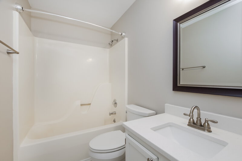2,425/Mo, 14224 Quartz Ln Pineville, NC 28134 Bathroom View