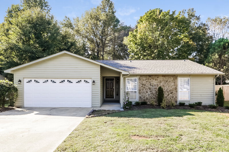 1,840/Mo, 6502 Woodthrush Drive Charlotte, NC 28227 External View