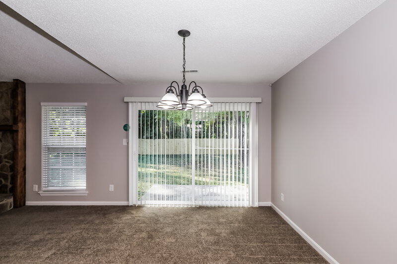 1,840/Mo, 6502 Woodthrush Drive Charlotte, NC 28227 Dining Room View