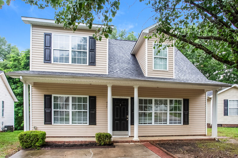 1,915/Mo, 711 Continental Dr Concord, NC 28025 External View