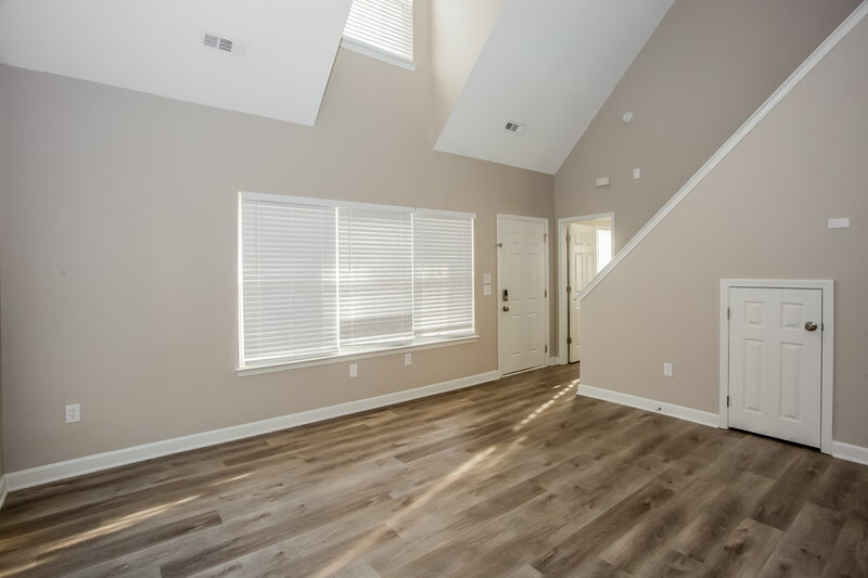 1,910/Mo, 711 Continental Dr Concord, NC 28025 Living Room View