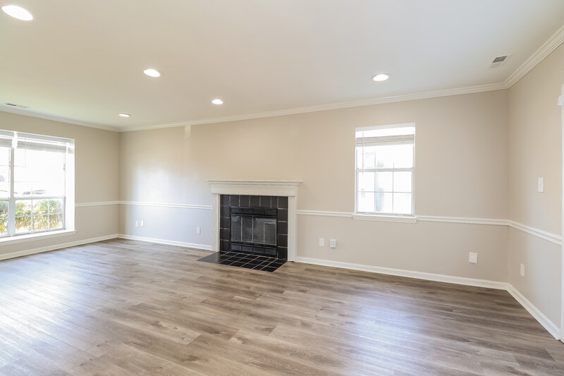 2,015/Mo, 5406 Carronbridge Ln Charlotte, NC 28216 Living Room View