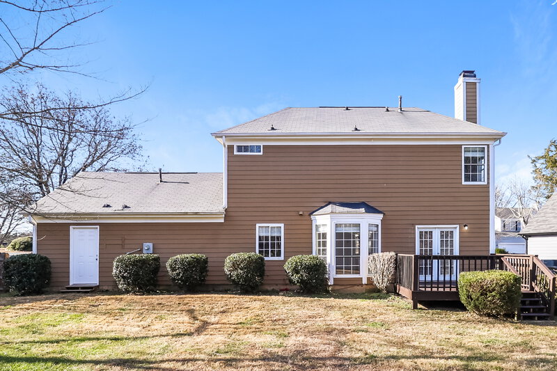 2,015/Mo, 5406 Carronbridge Ln Charlotte, NC 28216 Rear View