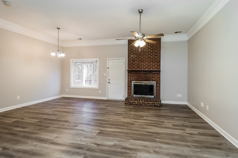 1,845/Mo, 10501 Southern Oak Ct Charlotte, NC 28214 Living Room View