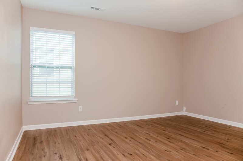 1,885/Mo, 2713 Cider Ridge Rd Dallas, NC 28034 Bedroom View 4