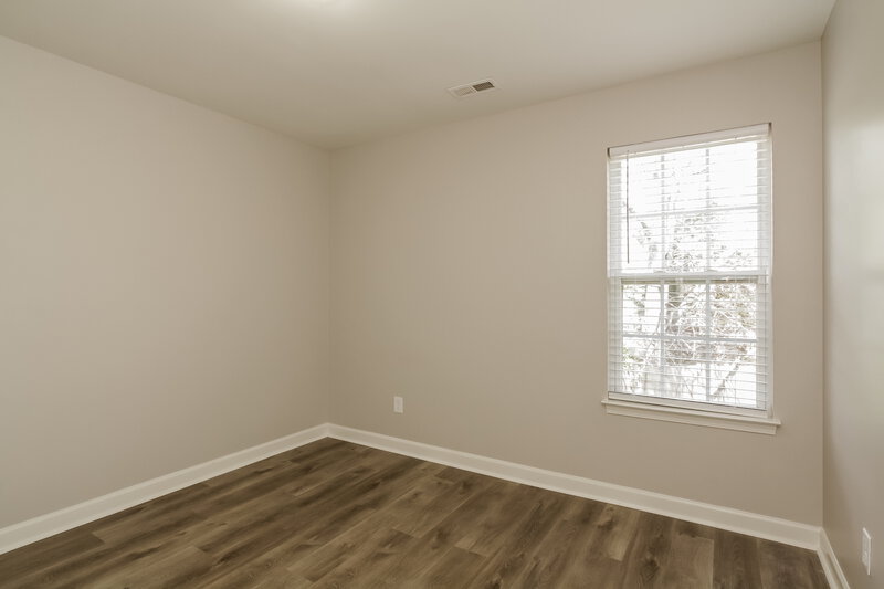 1,905/Mo, 5401 Southminster Ln Charlotte, NC 28216 Bedroom View 2