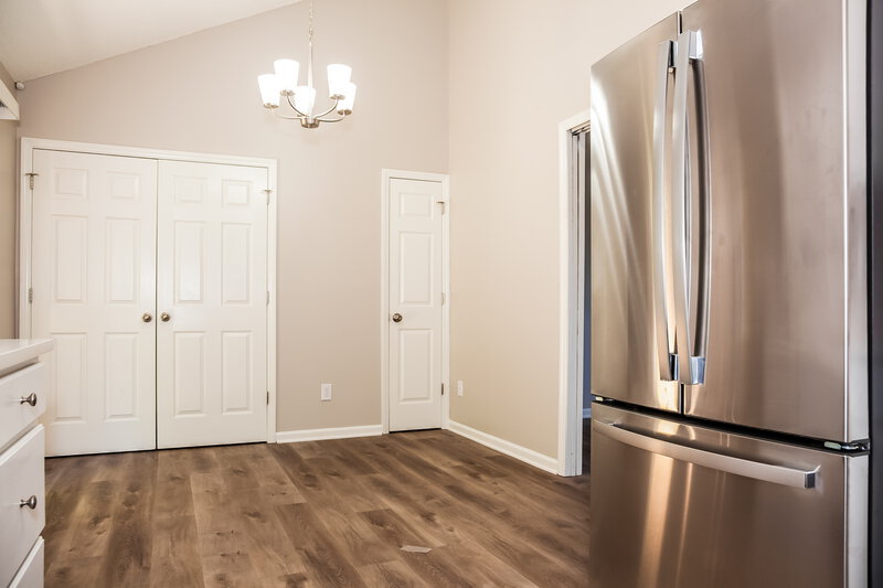 1,875/Mo, 2214 Pleasant Dale Dr Charlotte, NC 28214 Dining Room View