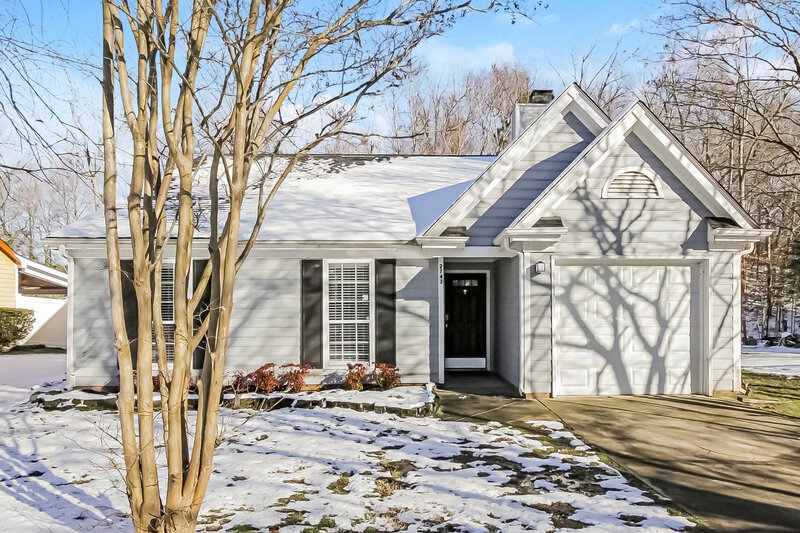 1,620/Mo, 2743 Chalgrove Ln Charlotte, NC 28216 External View