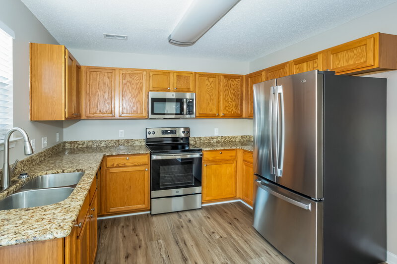 2,780/Mo, 14017 Sobeck Ln Charlotte, NC 28269 Kitchen View