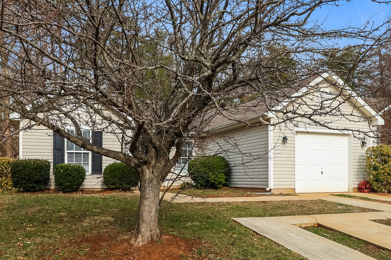 2,680/Mo, 1641 Galesburg St Charlotte, NC 28216 Misc View