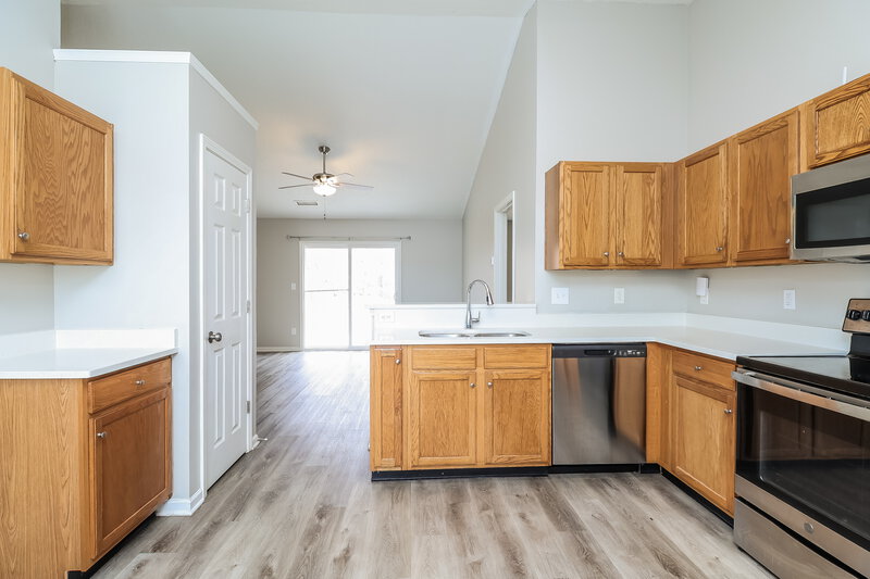 2,680/Mo, 1641 Galesburg St Charlotte, NC 28216 Misc View 6