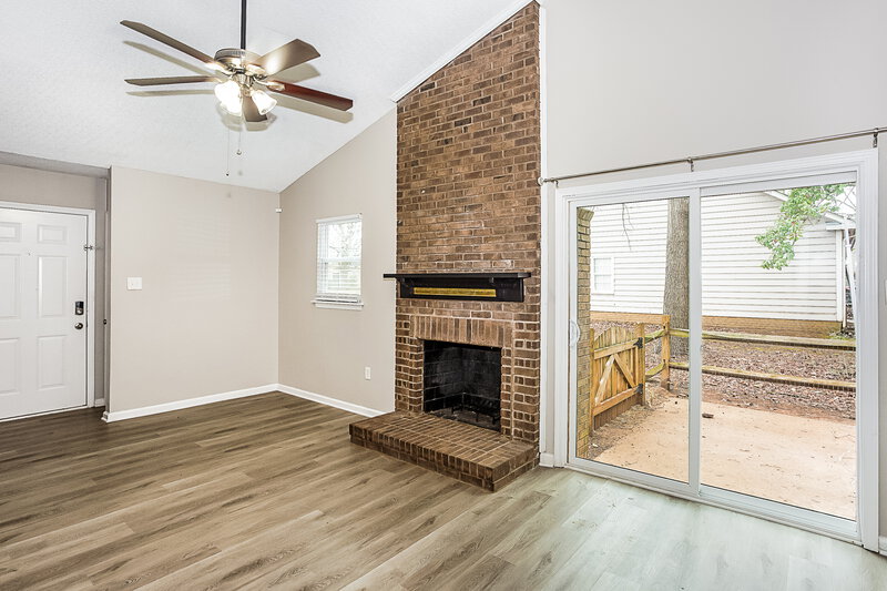 1,885/Mo, 6535 Andora Dr Charlotte, NC 28227 Living Room View 2