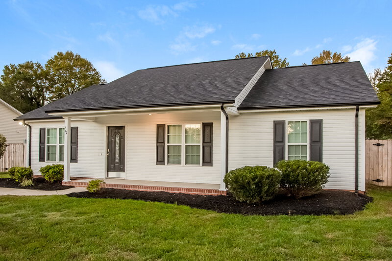 2,085/Mo, 584 Jackson Ter SW Concord, NC 28027 Front View 2